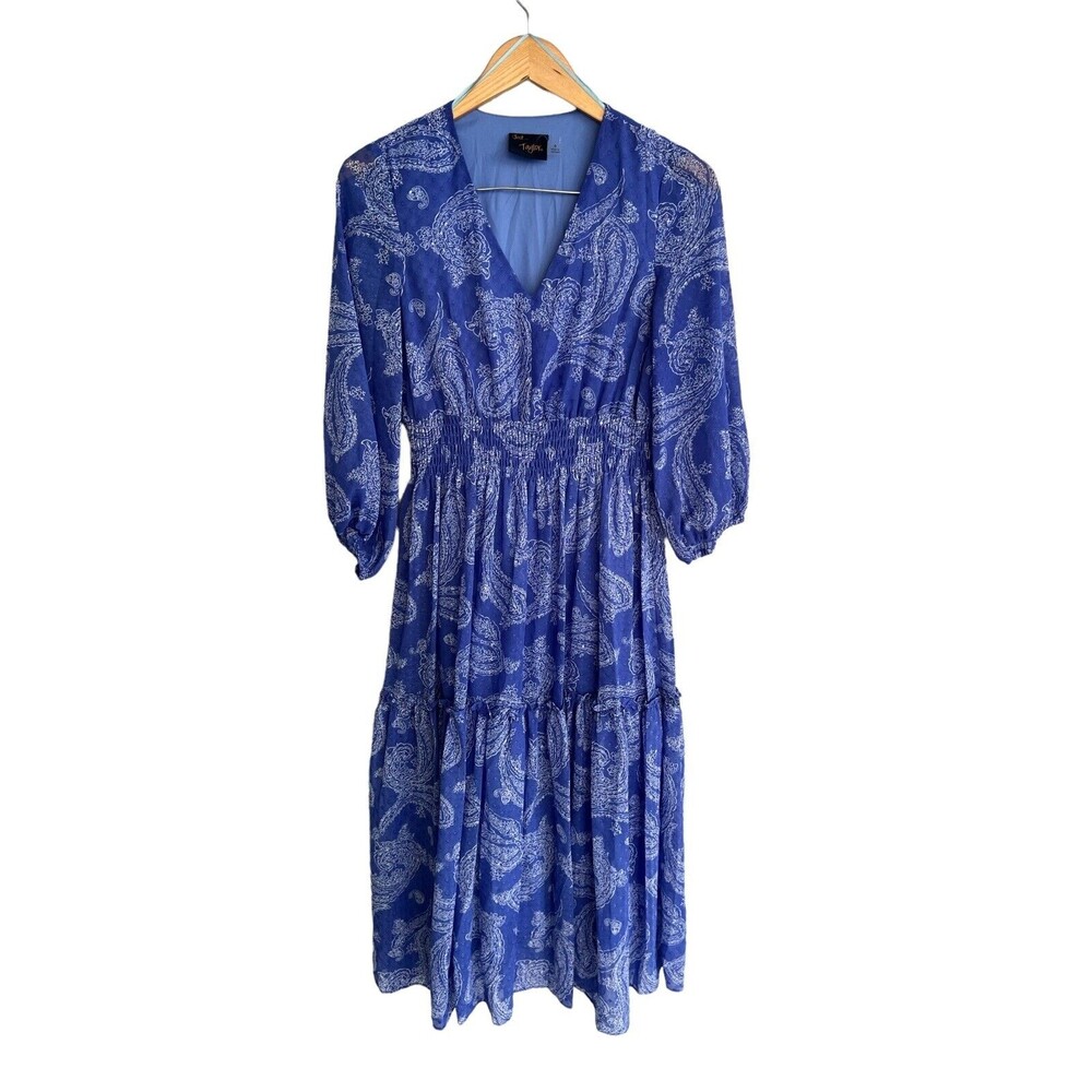 NWOT Justβ¦ Taylor Blue white long smocked waist paisley Womenβs Size 6
